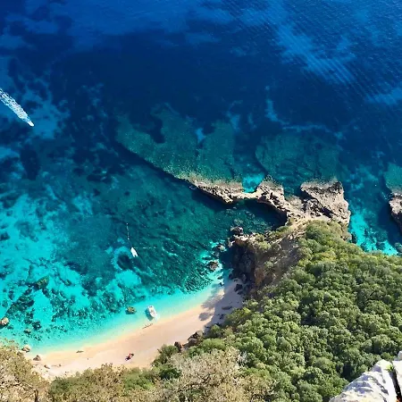 Goloritze And Breakfast 4*