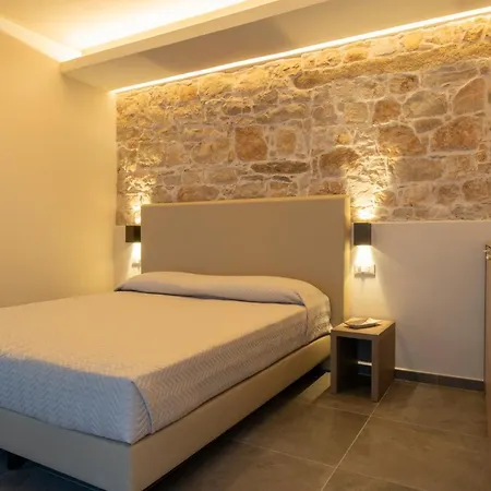 Pensión Goloritze And Breakfast 4*