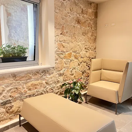 Goloritze And Breakfast